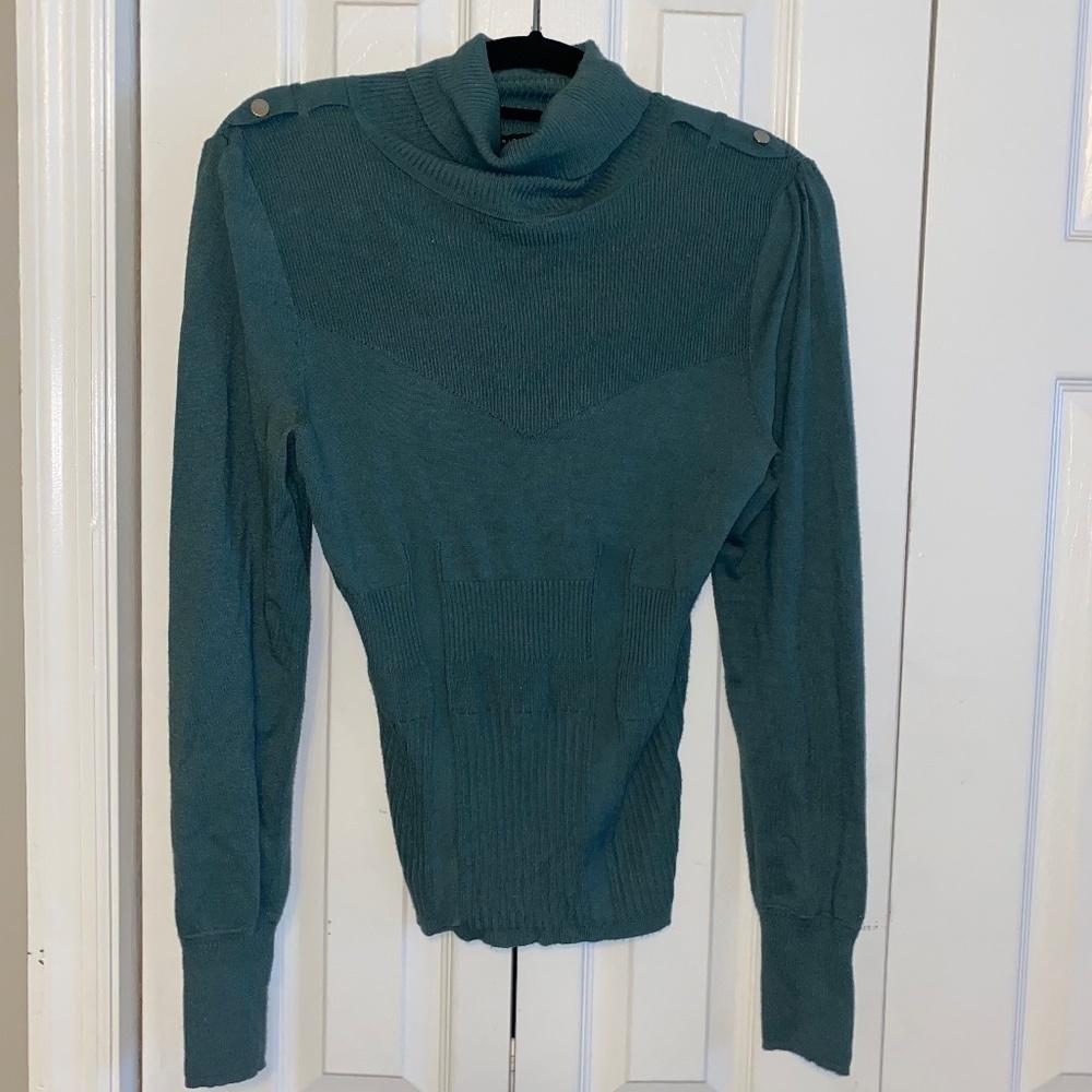 Antonio Melani size medium ladies sweater